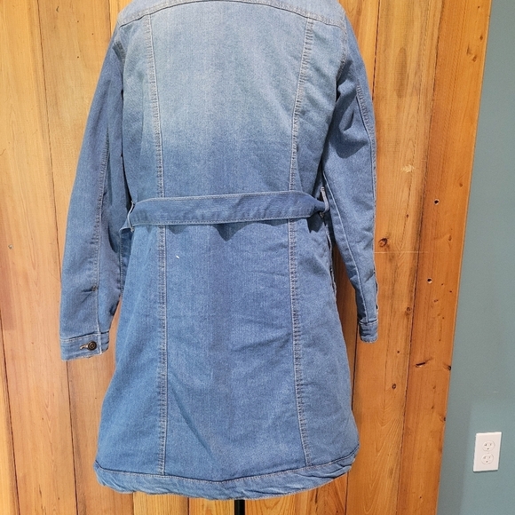 Denim Sherpa-Lined Jacket - Picture 7 of 16
